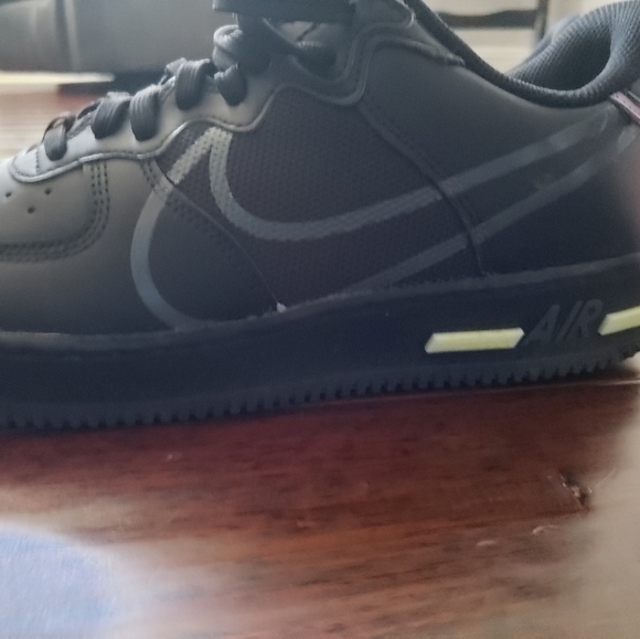 Unisex Black Air Force One React - Picture 6 of 10